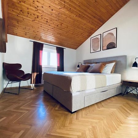 Cirjak Apartments Biograd Na Moru Buitenkant foto