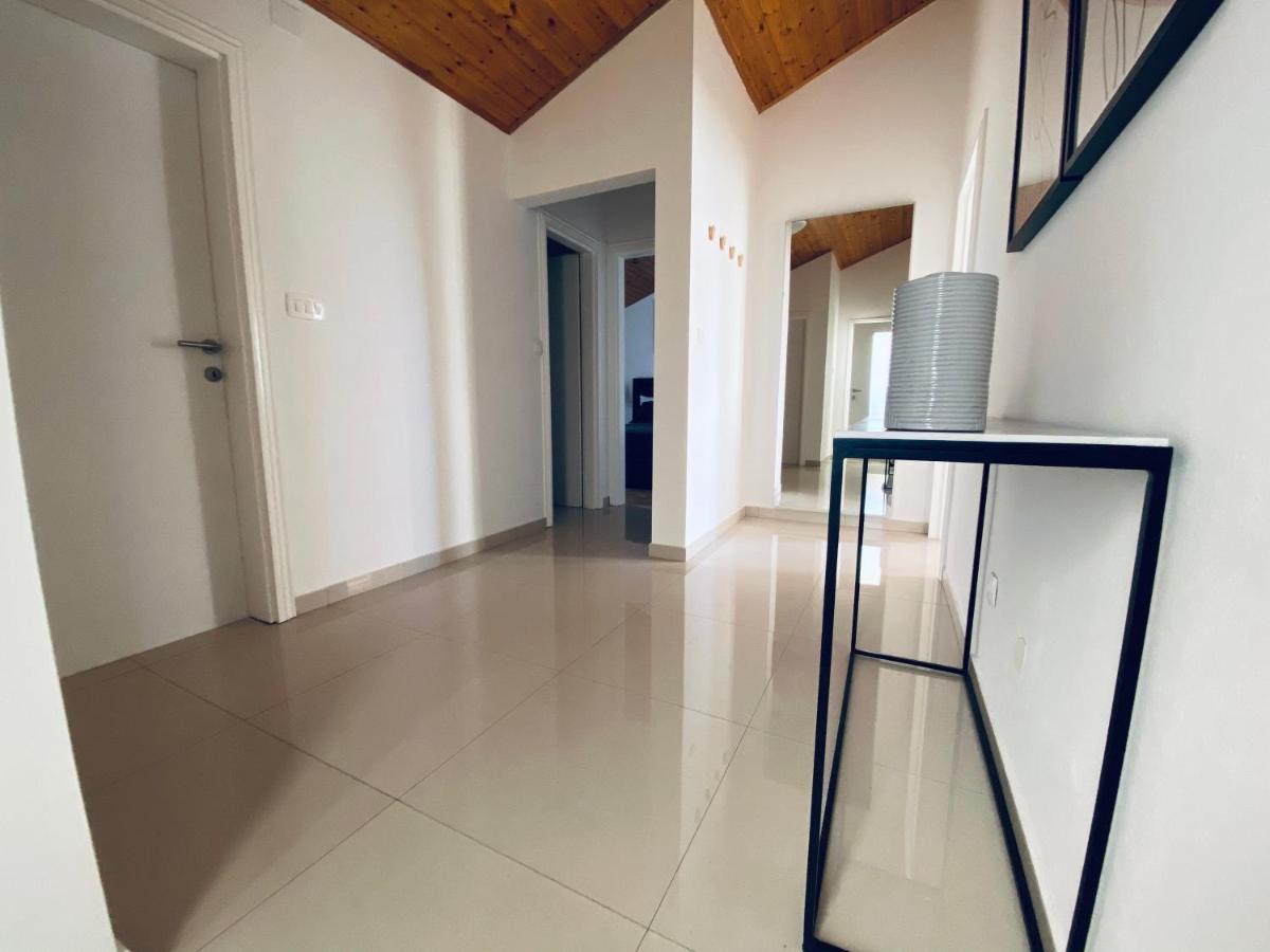 Cirjak Apartments Biograd Na Moru Buitenkant foto