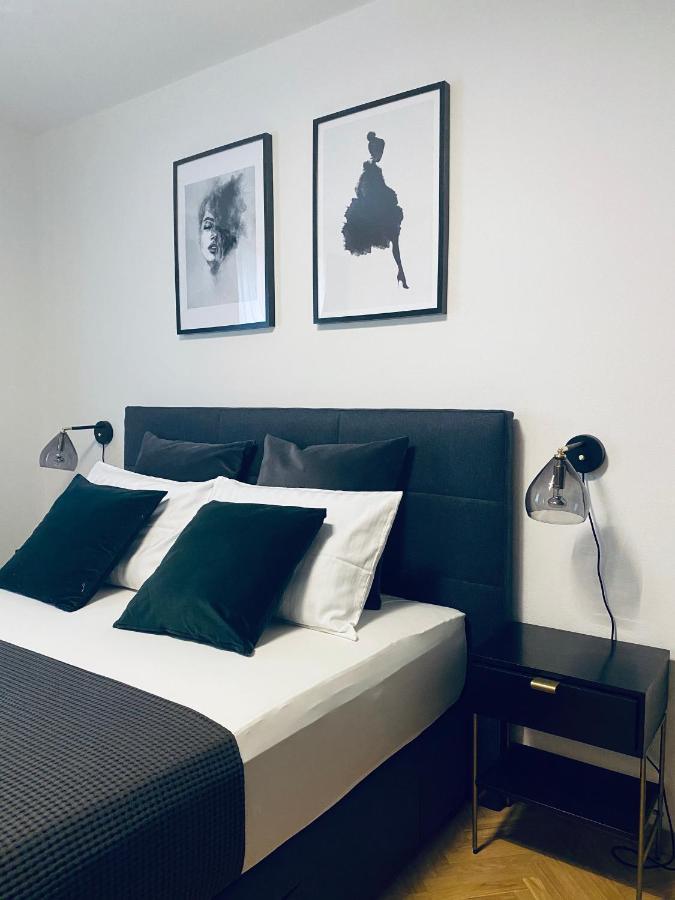 Cirjak Apartments Biograd Na Moru Buitenkant foto
