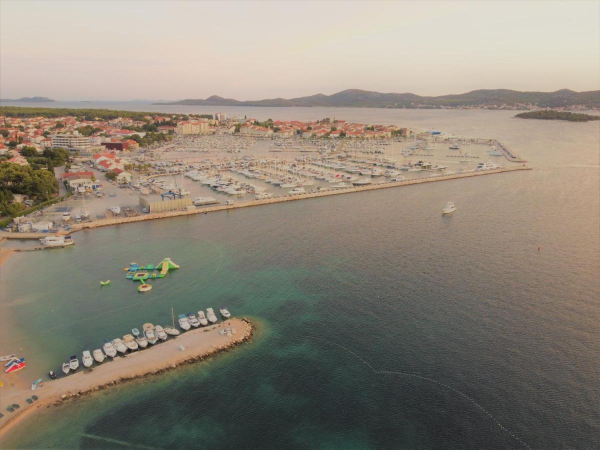 Cirjak Apartments Biograd Na Moru Buitenkant foto