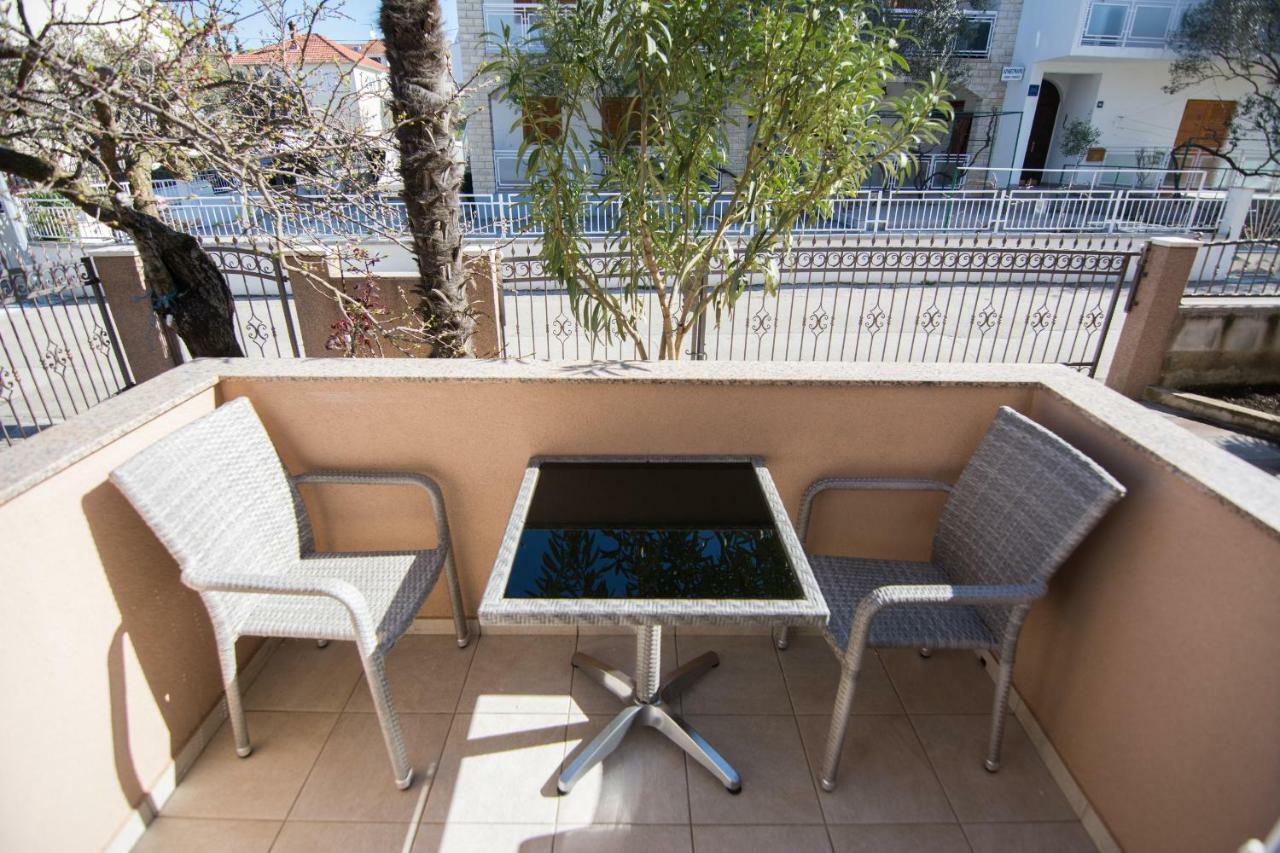 Cirjak Apartments Biograd Na Moru Buitenkant foto